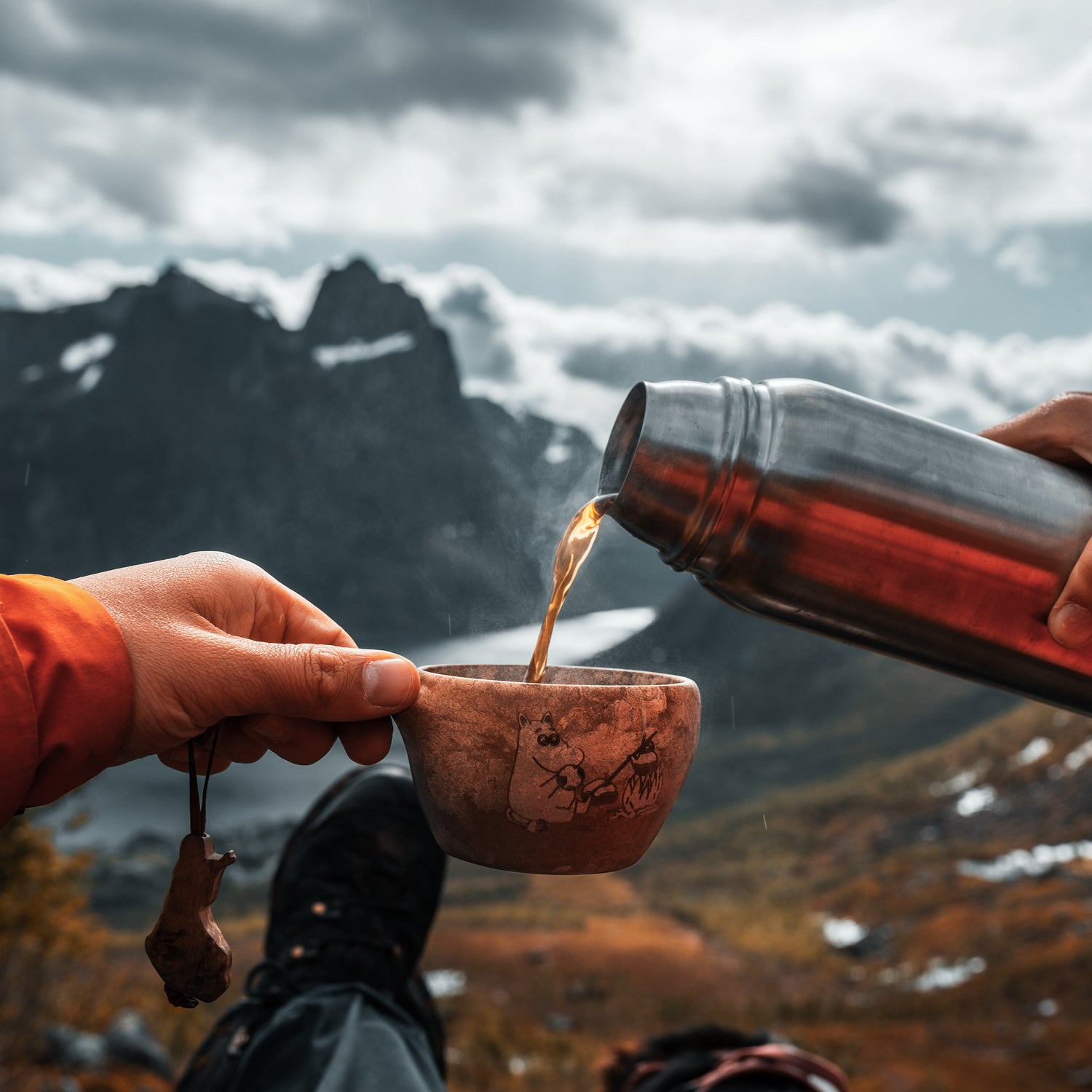 KUPILKA 21 Muumipeikko kahvilla