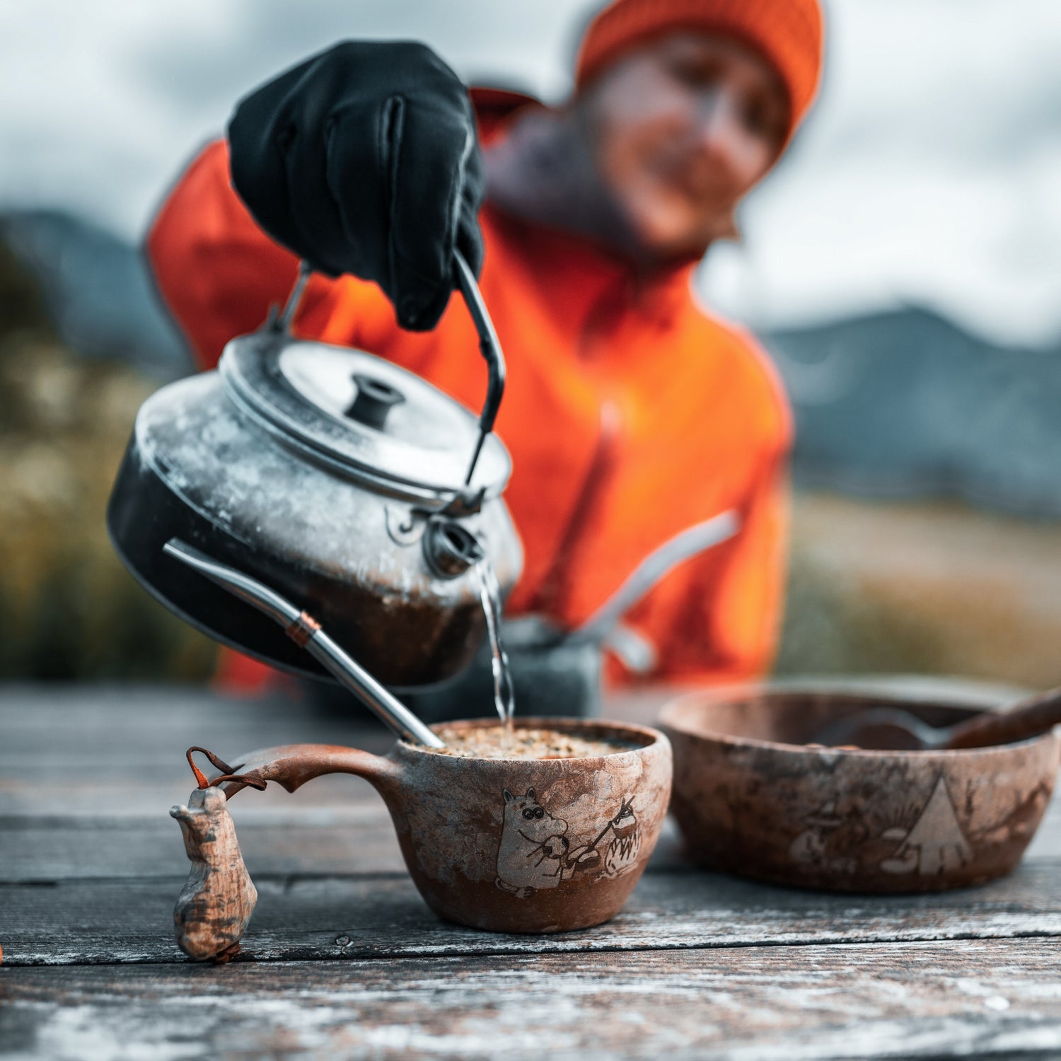 KUPILKA 21 Muumipeikko kahvilla